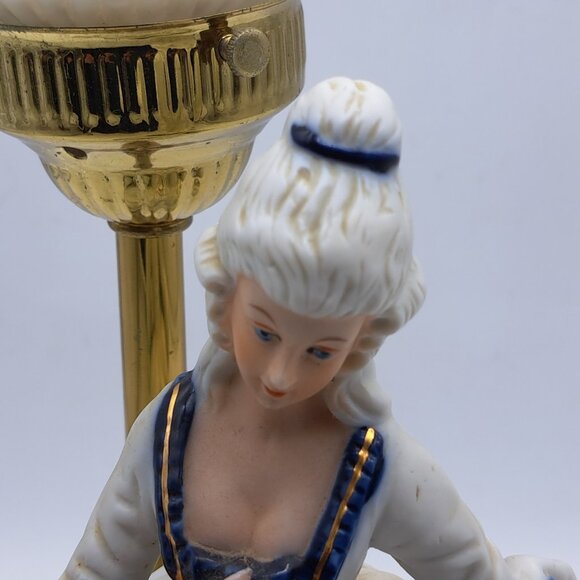 Capodimonte Table Lamp - Picture 10 of 11